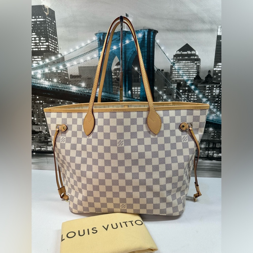 💕SOLD💕Louis Vuitton Neverfull MM Azur Beige Cursive